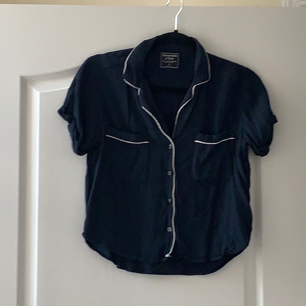 Abercrombie pajama style blouse